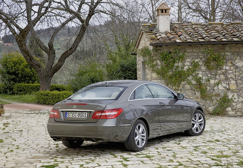 Nowy Mercedes-Benz Klasy E Coupe