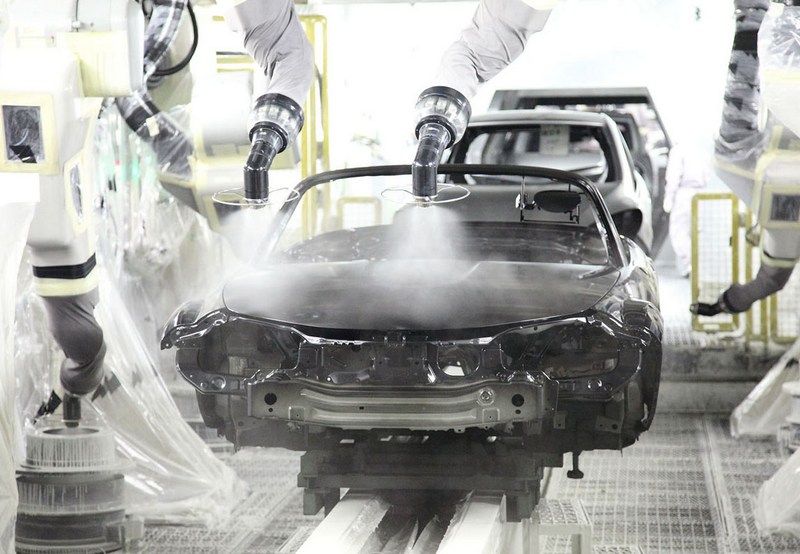 Mazda wprowadza najbardziej ekologiczny system lakierowania na świecie