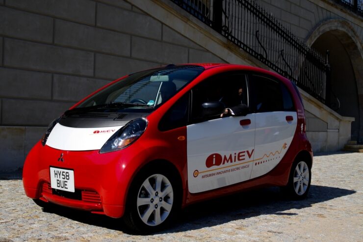 Dwa Mitsubishi i-MIEV dla stanu Kalifornia