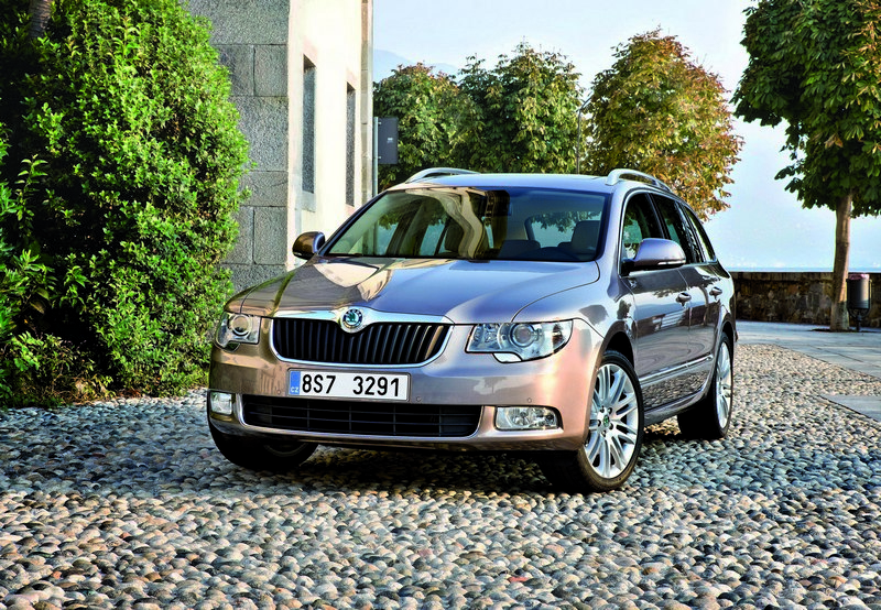 Skoda Superb – Najlepsze Kombi 2011 roku