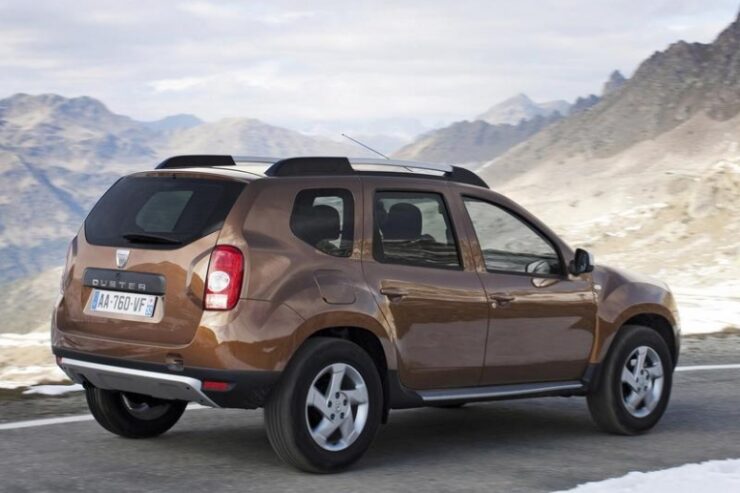 Dacia Duster Internetowym Samochodem Roku 2011