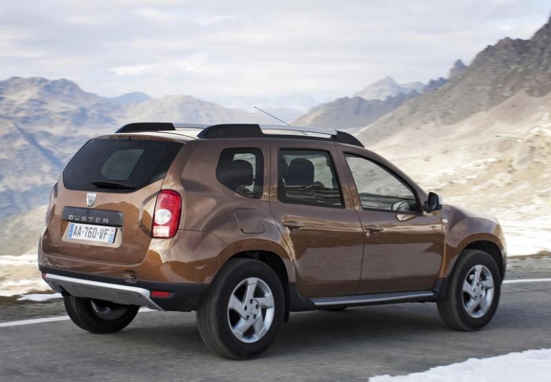 Dacia Duster Internetowym Samochodem Roku 2011