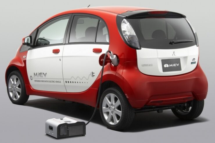 1500-watowy adapter MiEV Power Box