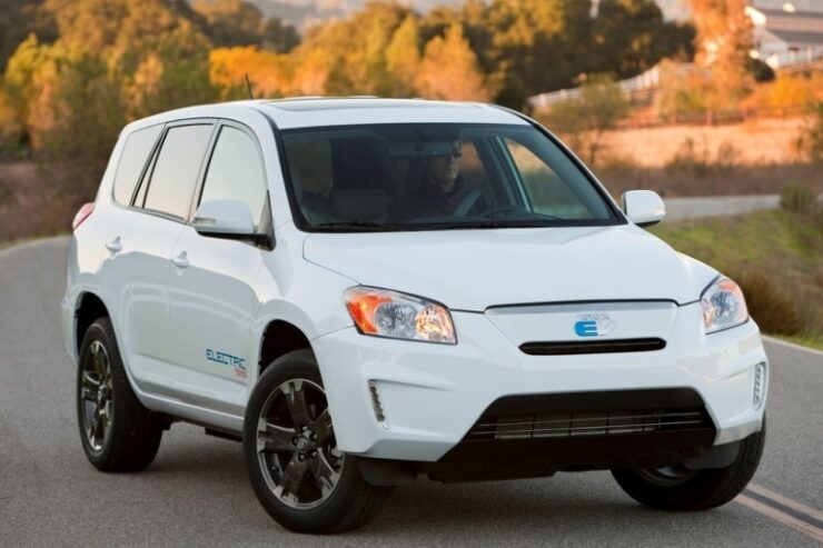 Elektryczna Toyota RAV4 EV – prezentacja w USA