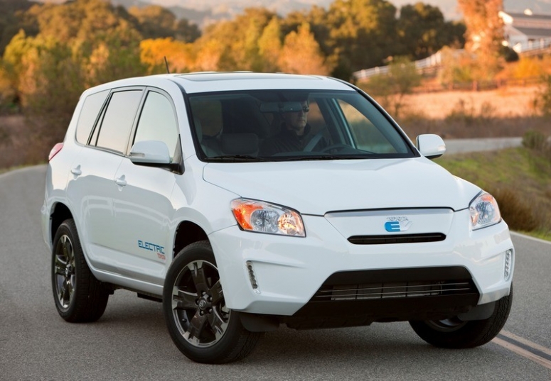 Elektryczna Toyota RAV4 EV – prezentacja w USA