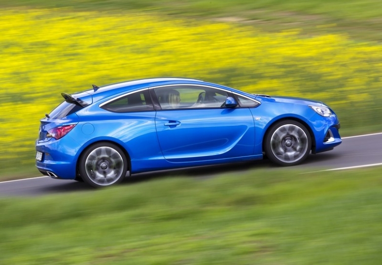 Astra OPC w Polsce