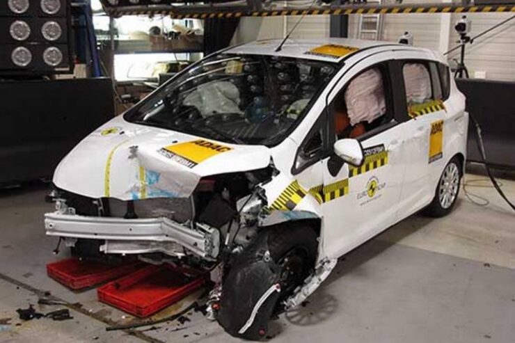 Nowy Ford B-MAX w testach Euro NCAP