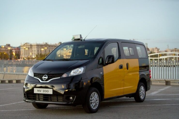 Nissan NV200 jako taxi w Barcelonie