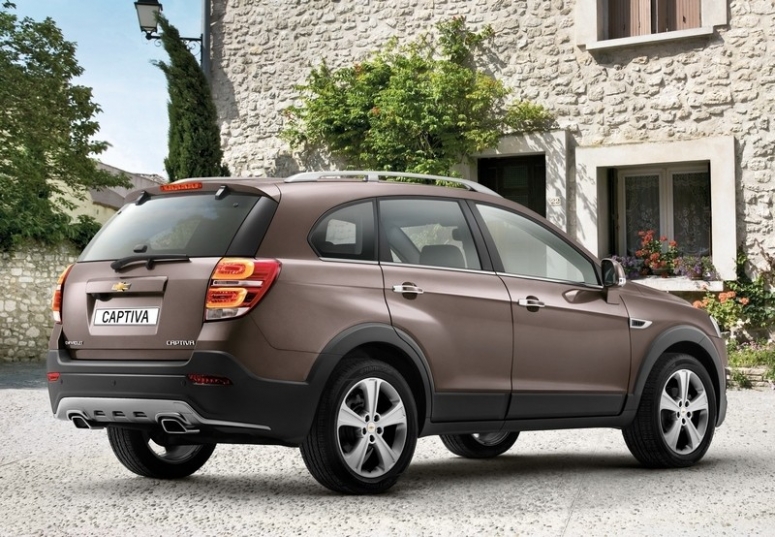 Przeprojektowany SUV Chevrolet Captiva