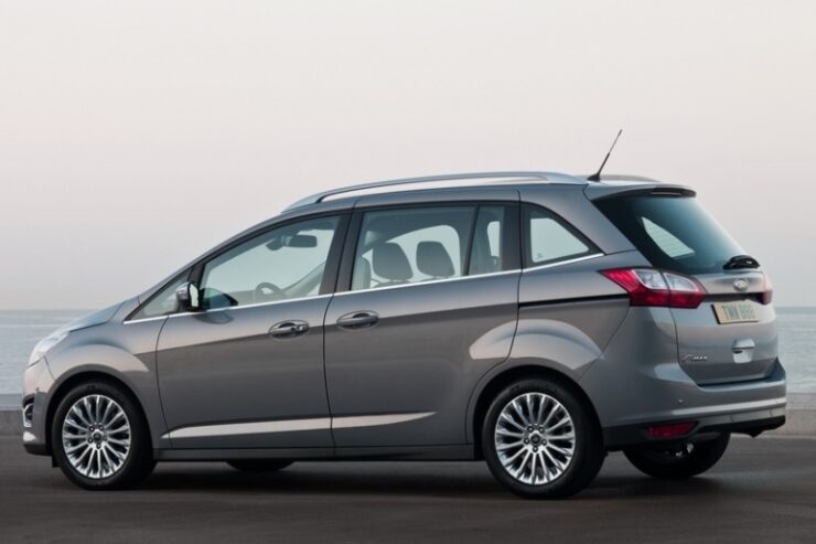 Ford C-MAX „Samochodem Roku” w raporcie DEKRA