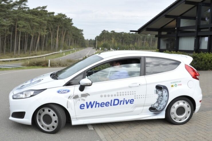 Ford i firma Schaeffler prezentują projekt eWheelDrive