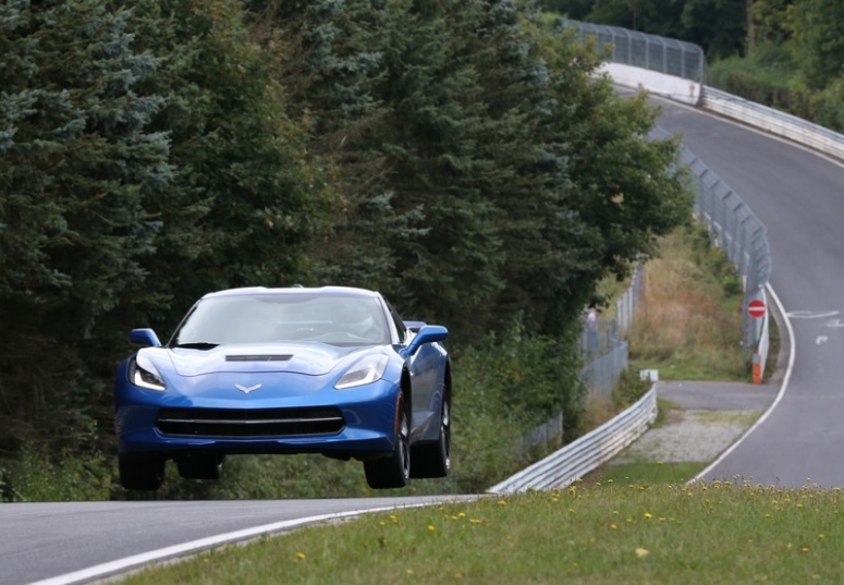 Testy Chevroleta Corvette Stingray na torze Nürburgring