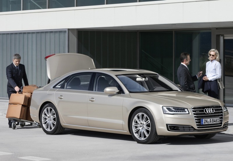 Audi A8 – Business Traveller Poland Award 2013