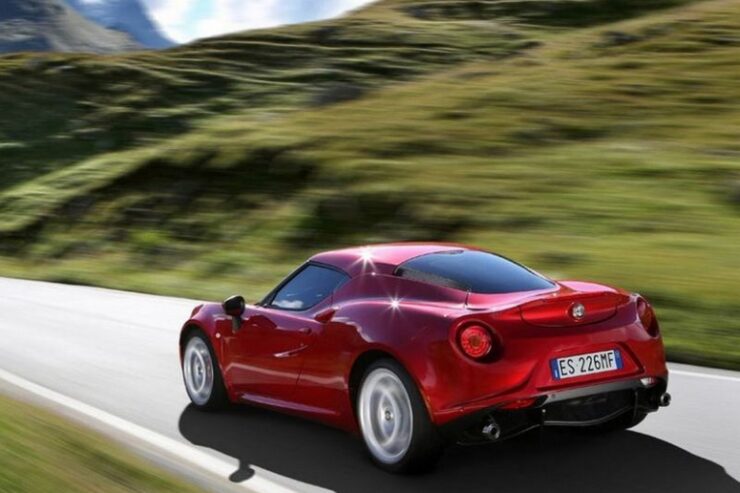 Alfa Romeo 4C nagrodzona