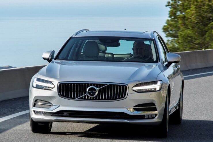 Volvo Cars nie zwalnia tempa