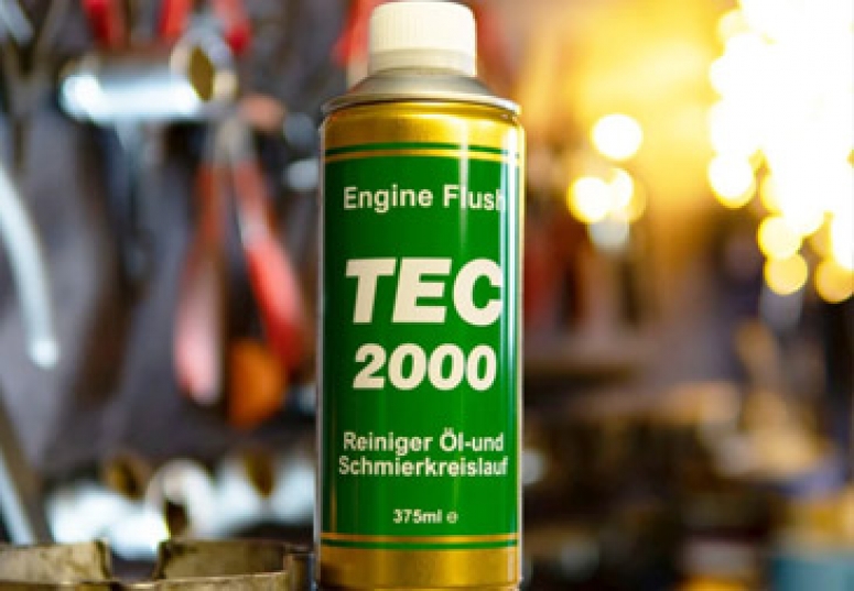 Zadbaj o swój silnik benzynowy z innowacyjnymi preparatami TEC 2000