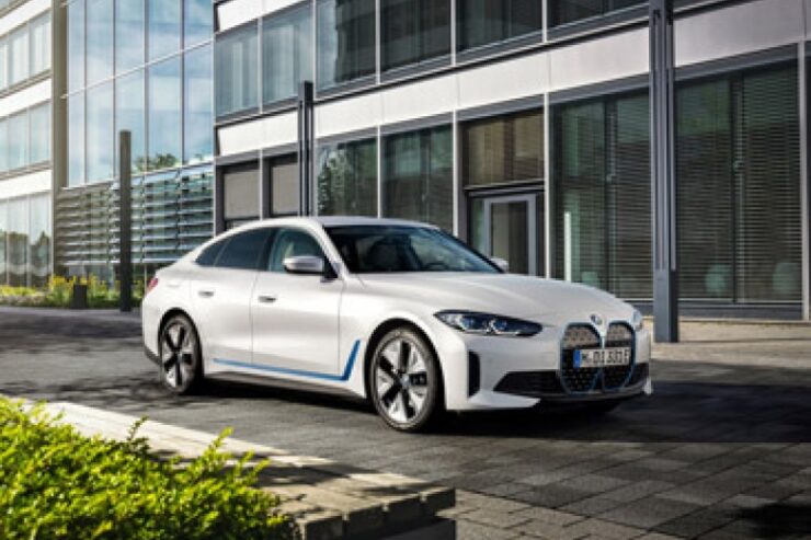 BMW i4 – całkowicie elektryczne auto marki premium