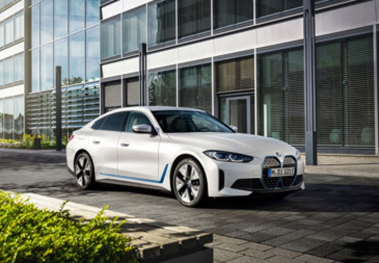 BMW i4 – całkowicie elektryczne auto marki premium