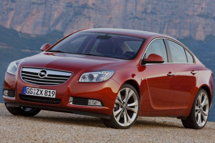 Opel Insignia – dane techniczne, wymiary, silniki, spalanie, pojemność, ceny, opinie