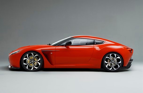 Aston Martin V12 Zagato – dane techniczne, wymiary, silniki, spalanie, pojemność, ceny, opinie