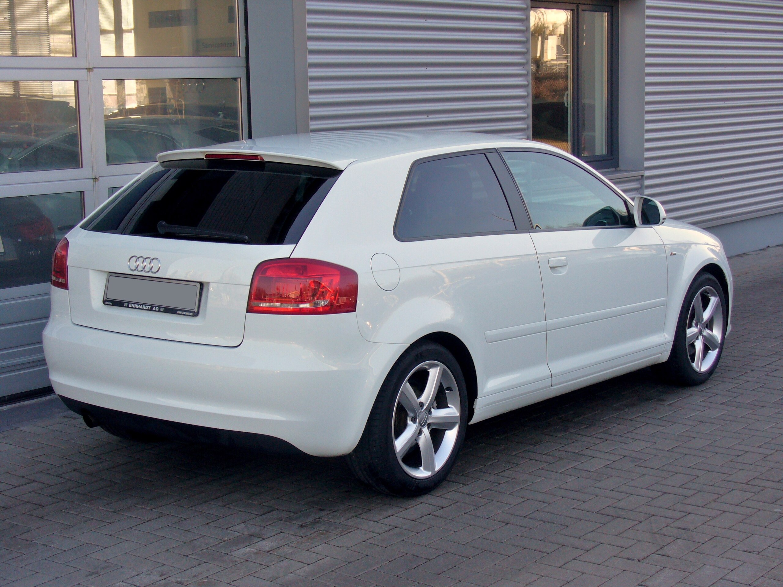 Audi A3 – 8P – dane techniczne, wymiary, silniki, spalanie, pojemność, ceny, opinie