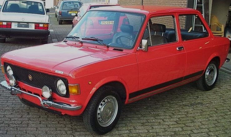 Fiat 128 – dane techniczne, wymiary, silniki, spalanie, pojemność, ceny, opinie
