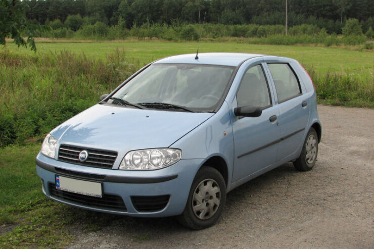 Fiat Punto II — dane techniczne, wymiary, silniki, spalanie, pojemność, ceny, opinie