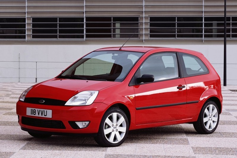 Ford Fiesta V — dane techniczne, wymiary, silniki, spalanie, pojemność, ceny, opinie