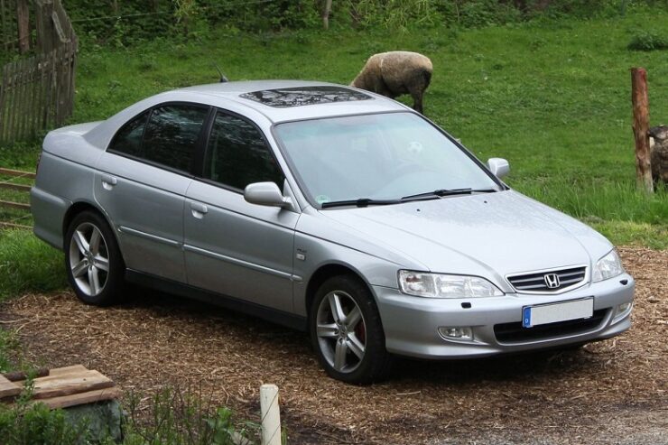 Honda Accord VI — dane techniczne, wymiary, silniki, spalanie, pojemność, ceny, opinie