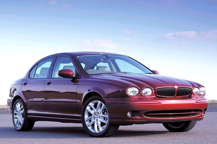Jaguar X — dane techniczne, wymiary, silniki, spalanie, pojemność, ceny, opinie