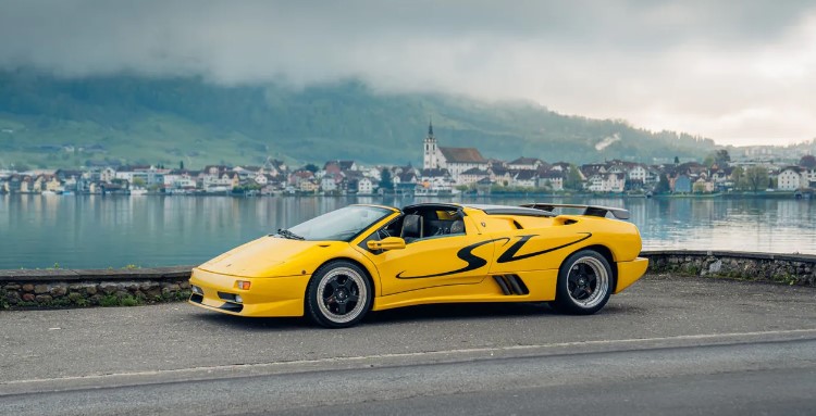Lamborghini Diablo – dane techniczne, wymiary, silniki, spalanie, pojemność, ceny, opinie