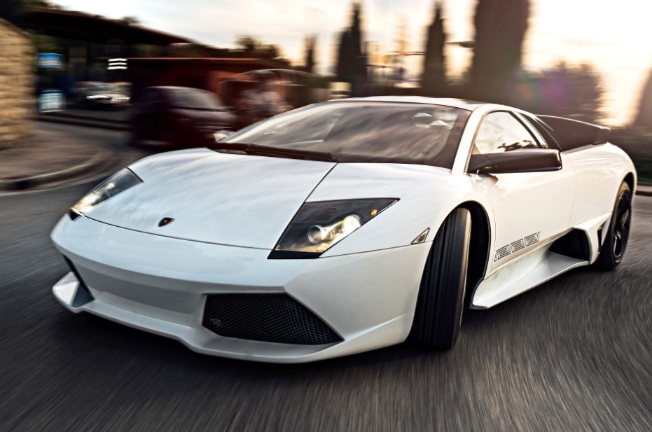 Lamborghini Murcielago – dane techniczne, wymiary, silniki, spalanie, pojemność, ceny, opinie