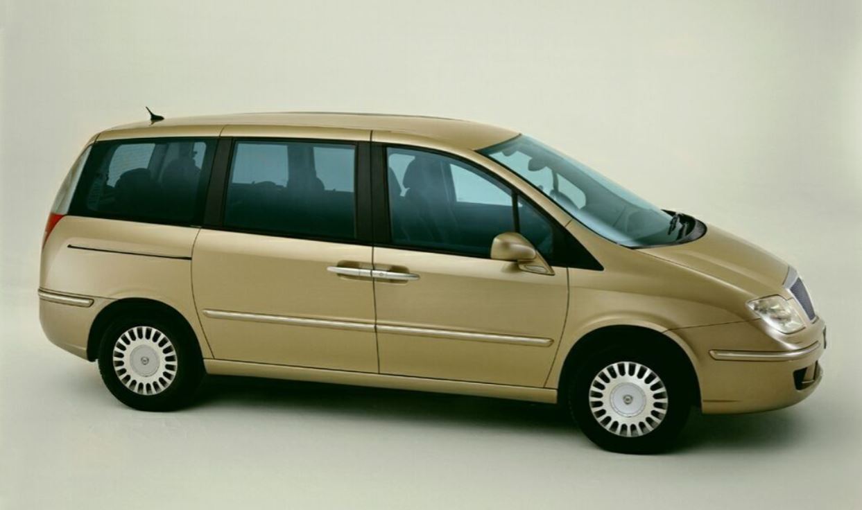 Lancia Phedra — dane techniczne, wymiary, modele, spalanie, pojemność, ceny, opinie