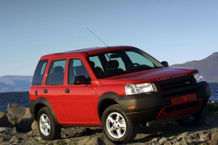 Land Rover Freelander — dane techniczne, wymiary, silniki, spalanie, pojemność, ceny, opinie