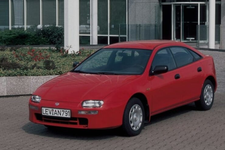 Mazda 323 V – dane techniczne, wymiary, silniki, spalanie, pojemność, ceny, opinie