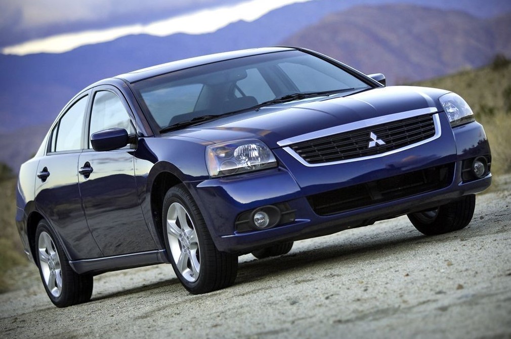 Mitsubishi Galant IX – dane techniczne, wymiary, silniki, spalanie, pojemność, ceny, opinie