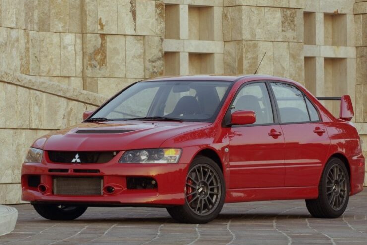 Mitsubishi Lancer Evolution VIII – dane techniczne, wymiary, silniki, spalanie, pojemność, ceny, opinie