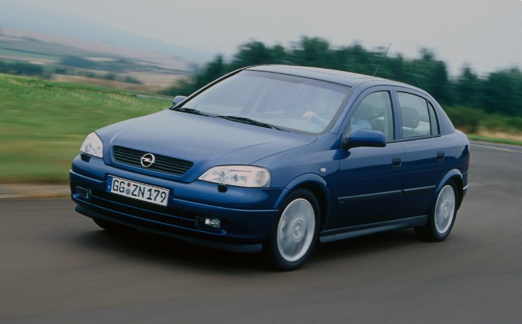 Opel Astra G – dane techniczne, wymiary, silniki, spalanie, pojemność, ceny, opinie
