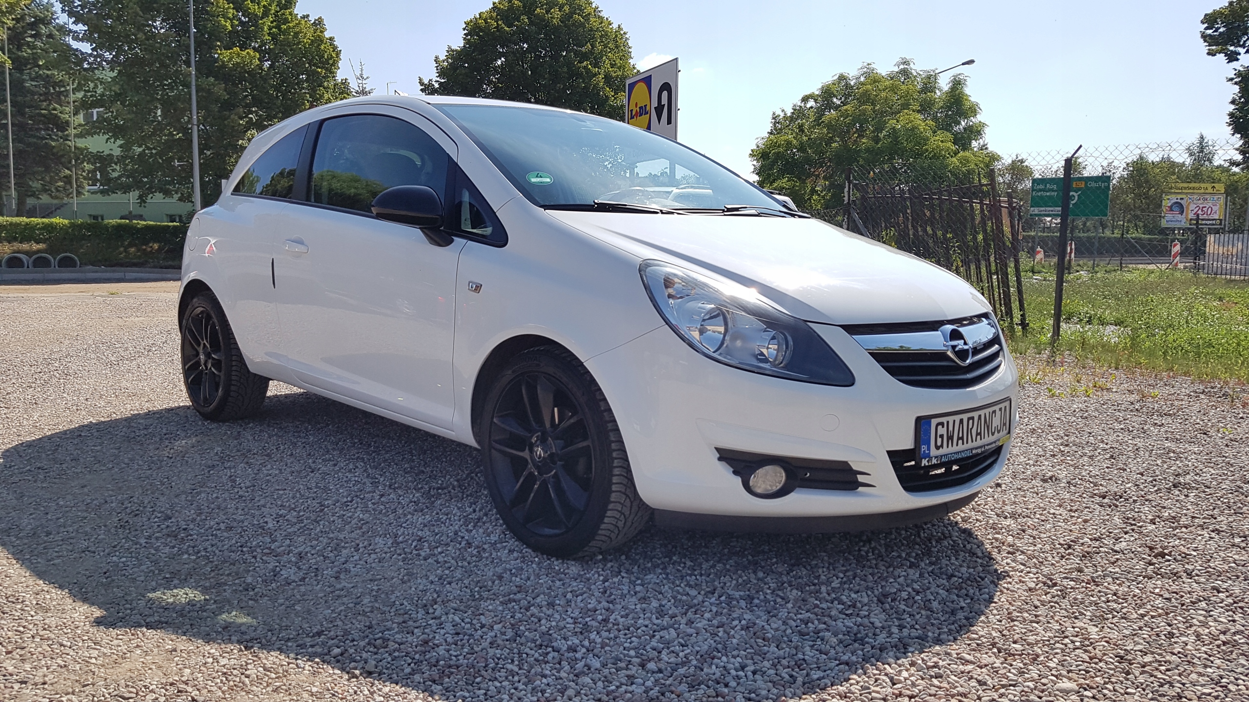 Opel Corsa D — dane techniczne, wymiary, silniki, spalanie, pojemność, ceny, opinie