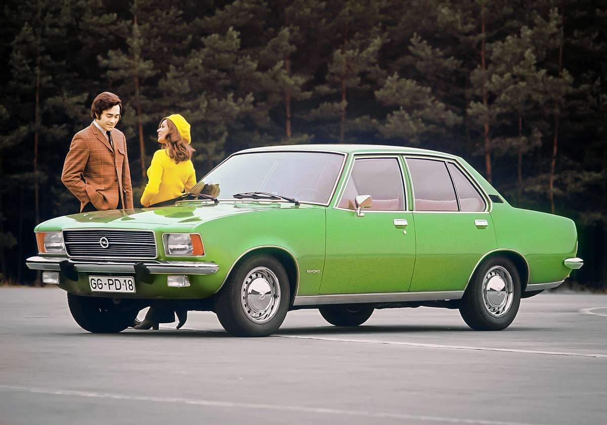 Opel Rekord D — dane techniczne, wymiary, silniki, spalanie, pojemność, ceny, opinie