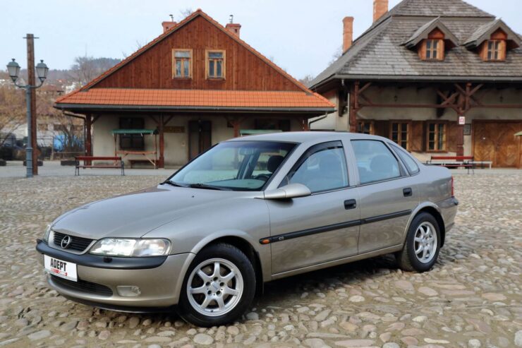 Opel Vectra B — dane techniczne, wymiary, silniki, spalanie, pojemność, ceny, opinie