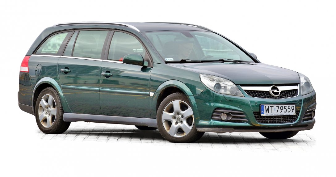 Opel Vectra — dane techniczne, wymiary, silniki, spalanie, pojemność, ceny, opinie