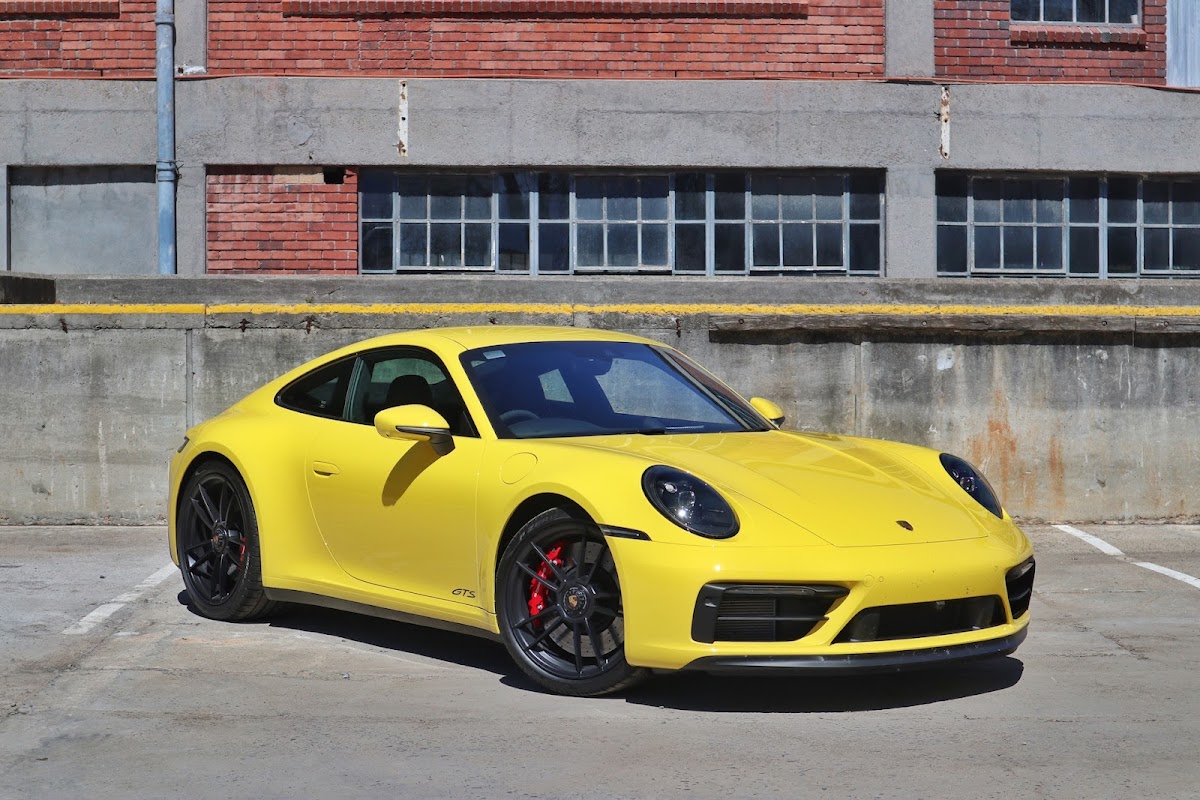 Porsche Carrera GTS — dane techniczne, wymiary, silniki, spalanie, pojemność, ceny, opinie