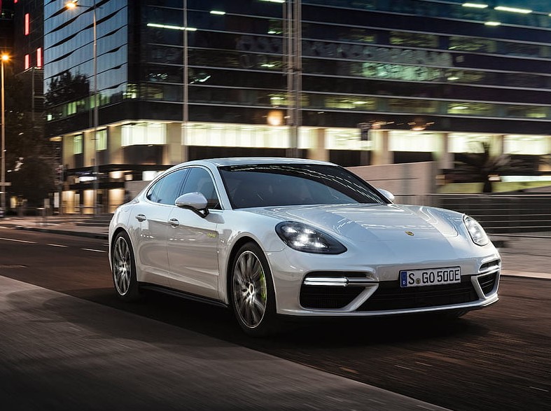 Porsche Panamera S – dane techniczne, wymiary, silniki, spalanie, pojemność, ceny, opinie