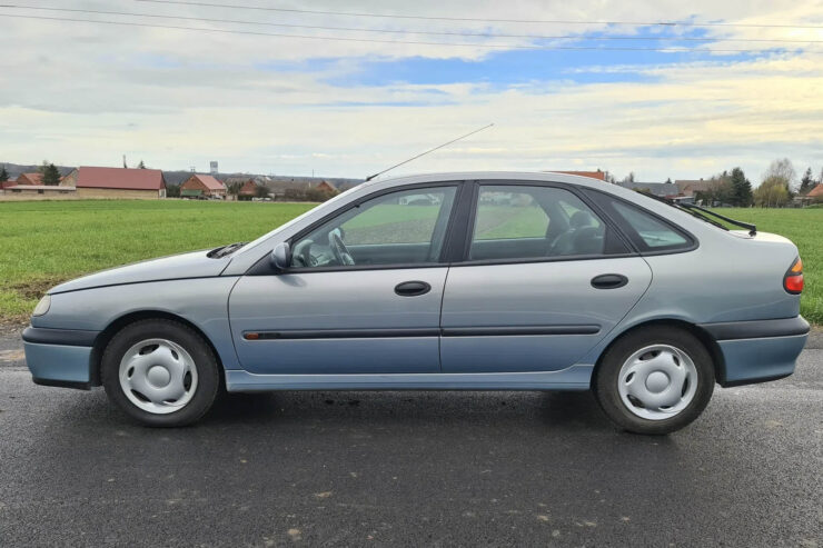 Renault Laguna I — dane techniczne, wymiary, silniki, spalanie, pojemność, ceny, opinie