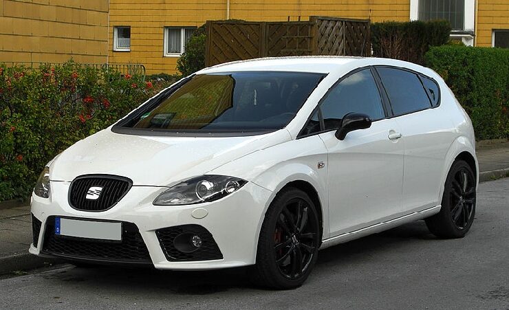 Seat Leon drugiej generacji — dane techniczne, wymiary, silniki, spalanie, pojemność, ceny, opinie