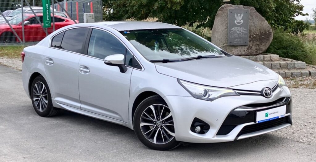 toyota avensis