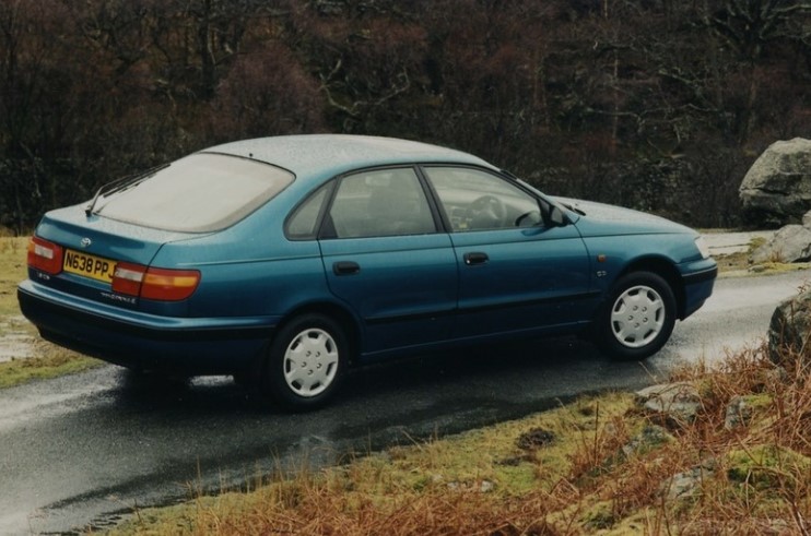 toyota carina