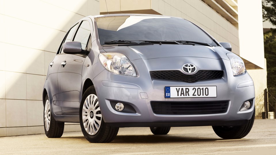 Toyota Yaris 2 – dane techniczne, wymiary, silniki, spalanie, pojemność, ceny, opinie
