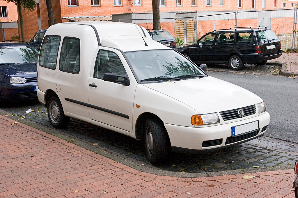 Volkswagen Caddy II — dane techniczne, wymiary, silniki, spalanie, pojemność, ceny, opinie